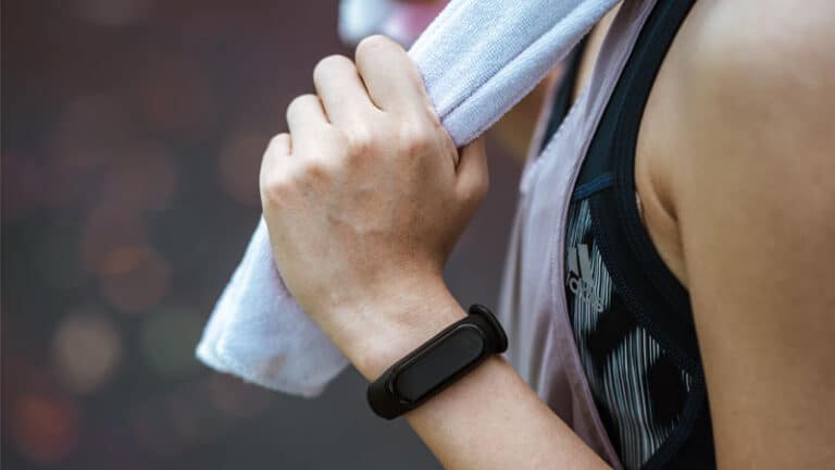Best Fitness Bands Under Rs.3,000
