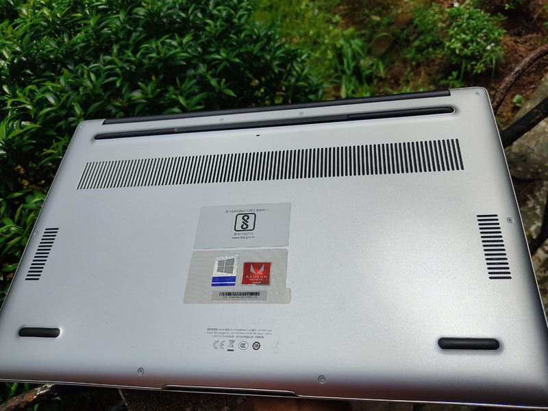 Honor ,MagicBook 15 Speaker Grill and Fan Exhaust
